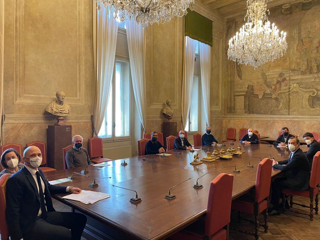 “Portiamo le imprese fuori dalla pandemia”. Nella giornata della mobilitazione nazionale, delegazione Confesercenti Milano ricevuta a Palazzo Marino e in Prefettura.